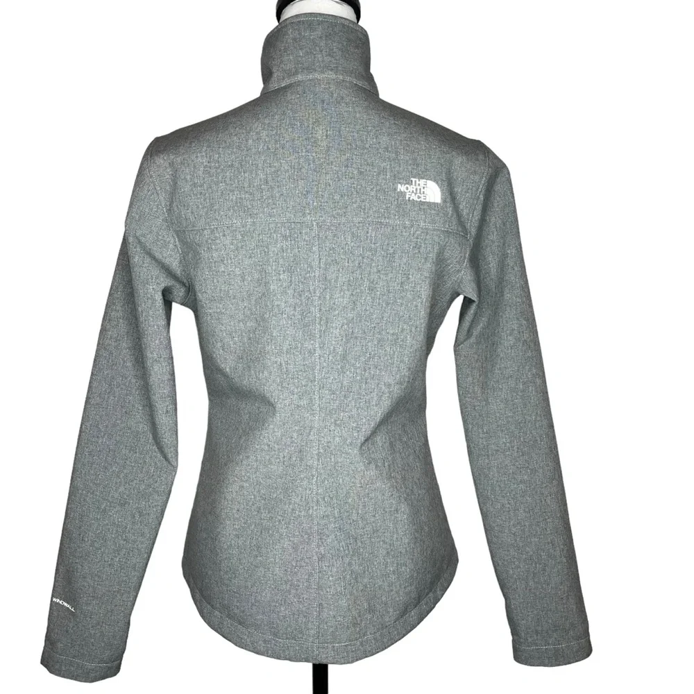 NWOT Women’s North Face Short Grey Jacket Size S - Picture 2 of 6